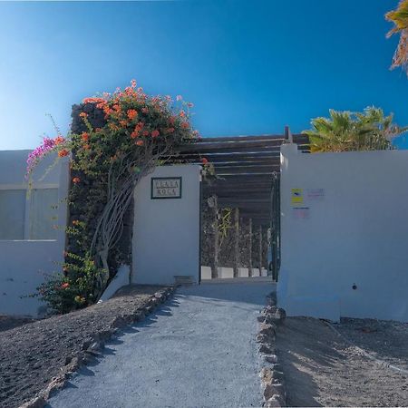 Apartamento En Playa Roca Primer Linea De Mar コスタ・テギセ エクステリア 写真