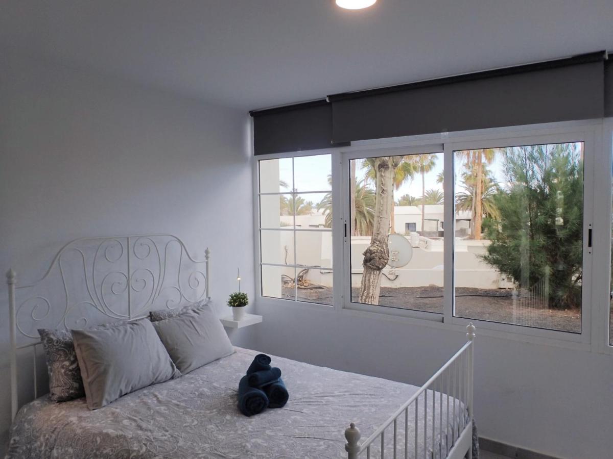 Apartamento En Playa Roca Primer Linea De Mar コスタ・テギセ エクステリア 写真