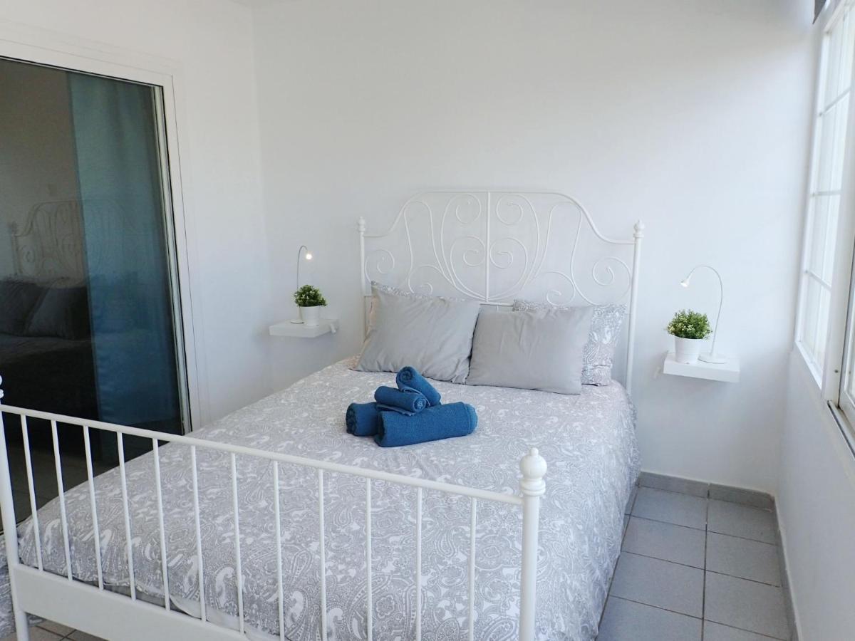 Apartamento En Playa Roca Primer Linea De Mar コスタ・テギセ エクステリア 写真