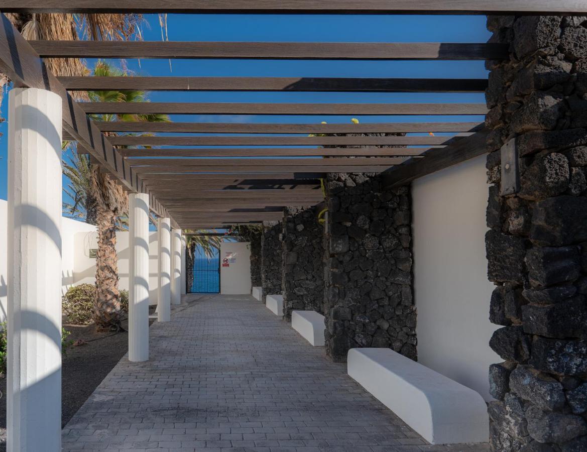 Apartamento En Playa Roca Primer Linea De Mar コスタ・テギセ エクステリア 写真